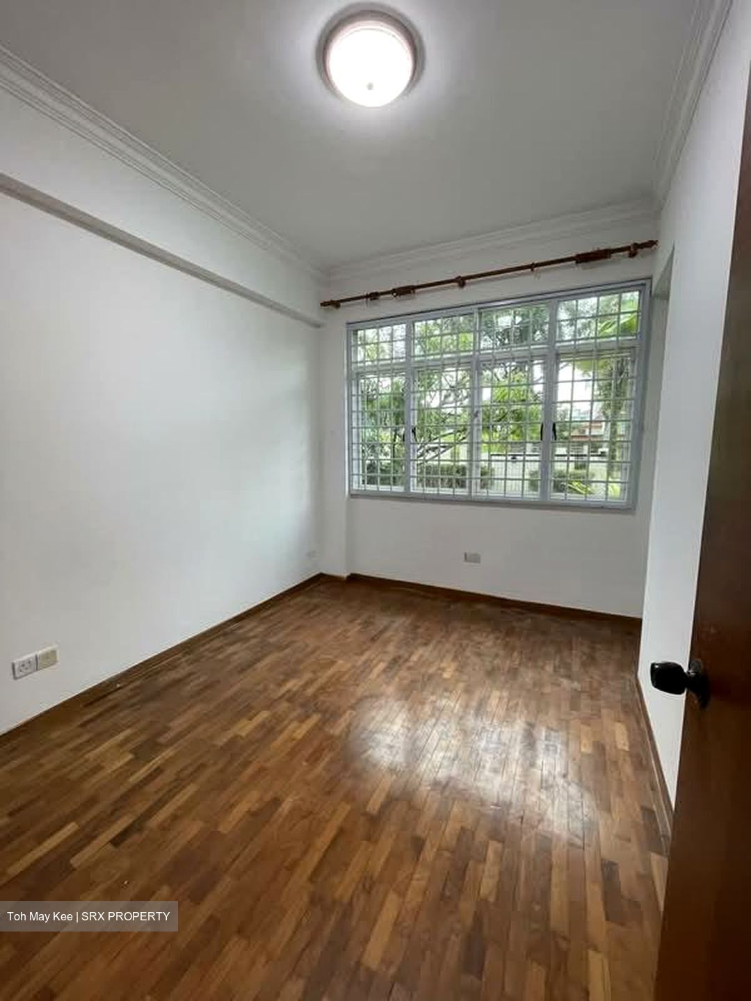 Woodgrove Condominium (D25), Condominium #581422211